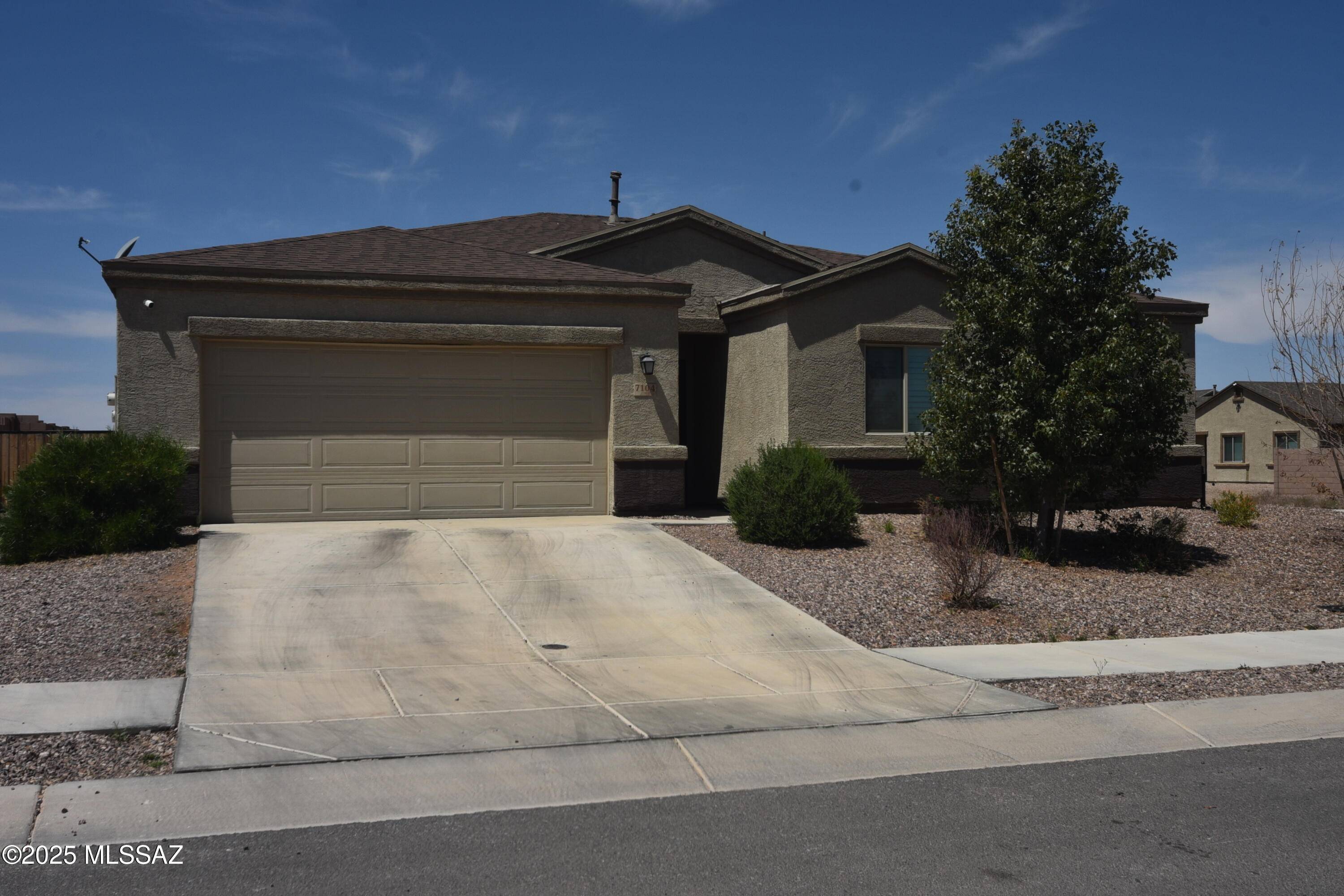 7104 S Victor Drive, Tucson, AZ 85757