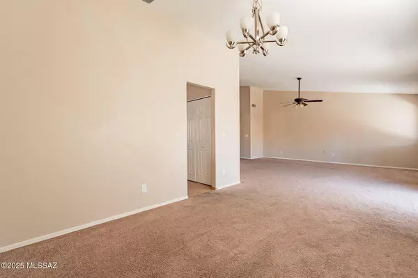 Tucson, AZ 85747,9598 E Paseo San Ardo