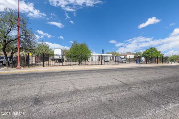 Tucson, AZ 85713,410 W 34Th Street