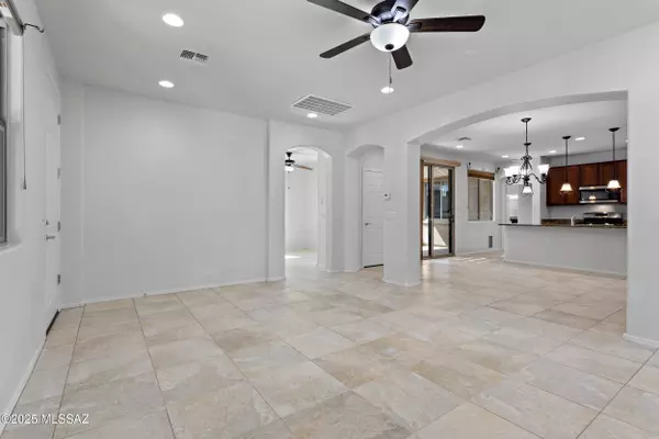 Vail, AZ 85641,14029 E Stanhope Boulevard