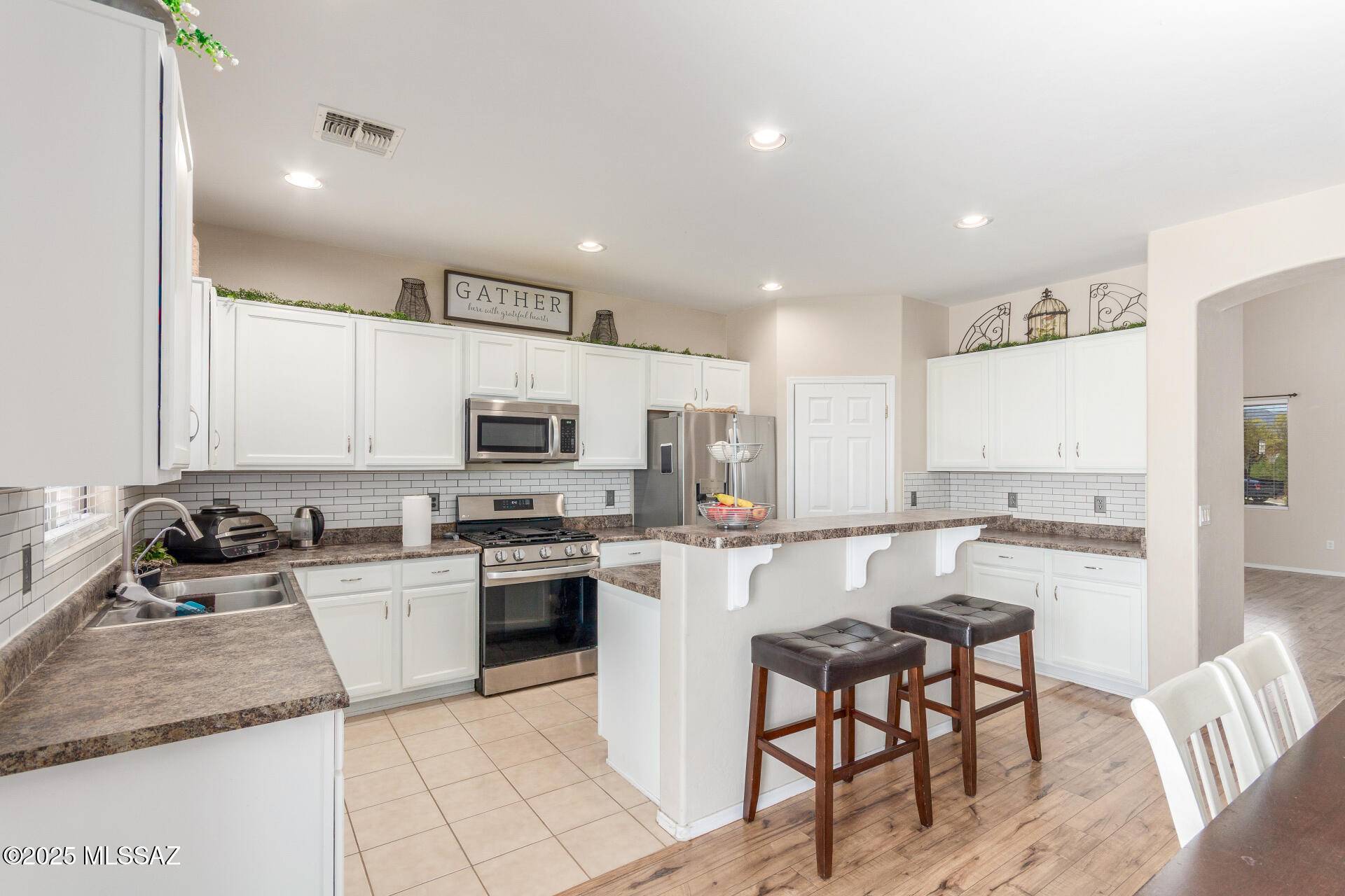 Vail, AZ 85641,9175 E Green Sage Place