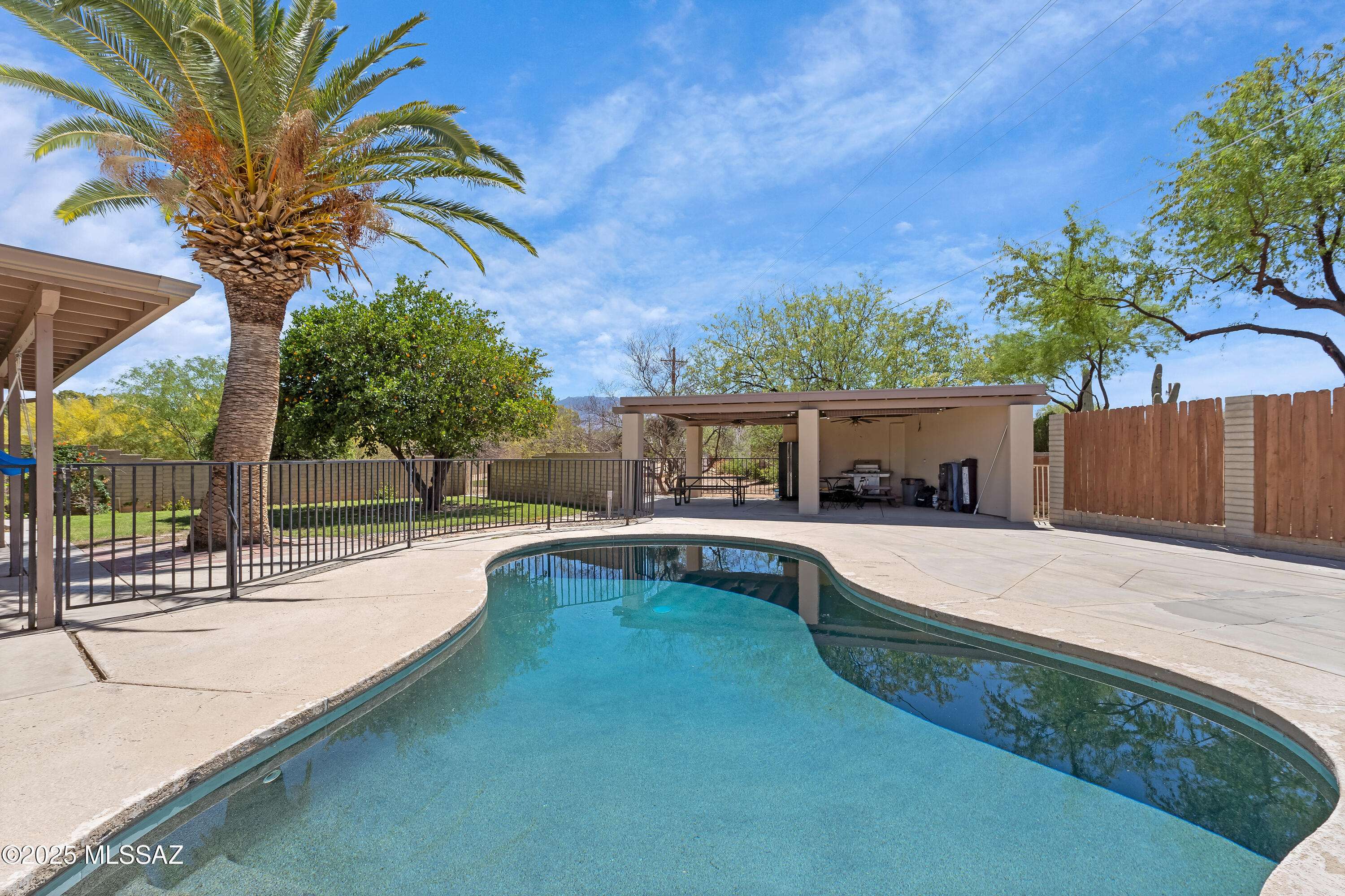 1821 S Carthage Place, Tucson, AZ 85748
