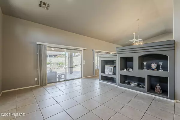 Saddlebrooke, AZ 85739,65704 E Rose Crest Drive