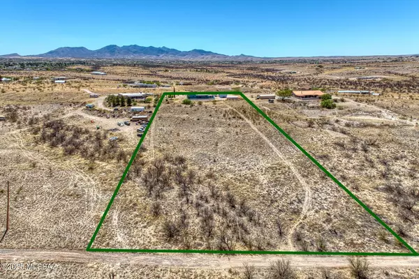 Benson, AZ 85602,3298 W Monte Vista Trail