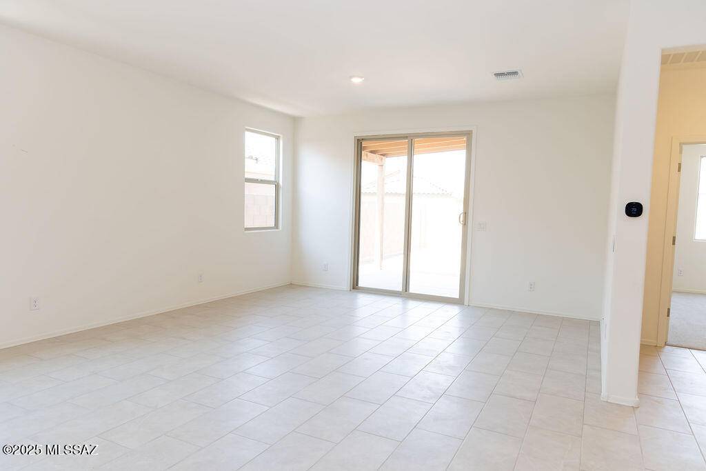 Tucson, AZ 85742,9325 N Agave Gold Road