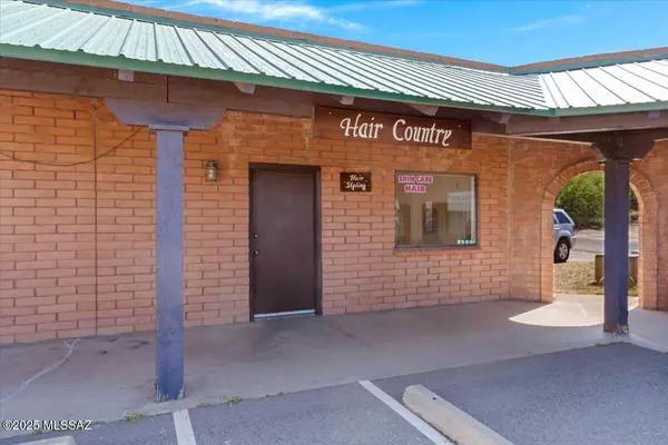 Oracle, AZ 85623,399 E American Avenue