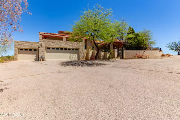 Tucson, AZ 85730,10922 E Escalante Road