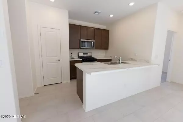 Tucson, AZ 85730,4699 S Verdin Valley Drive