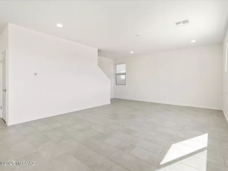 12575 E Remi Drive, Vail, AZ 85641