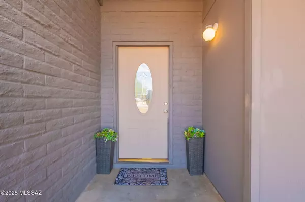 Amado, AZ 85645,4760 W De La Canoa Drive