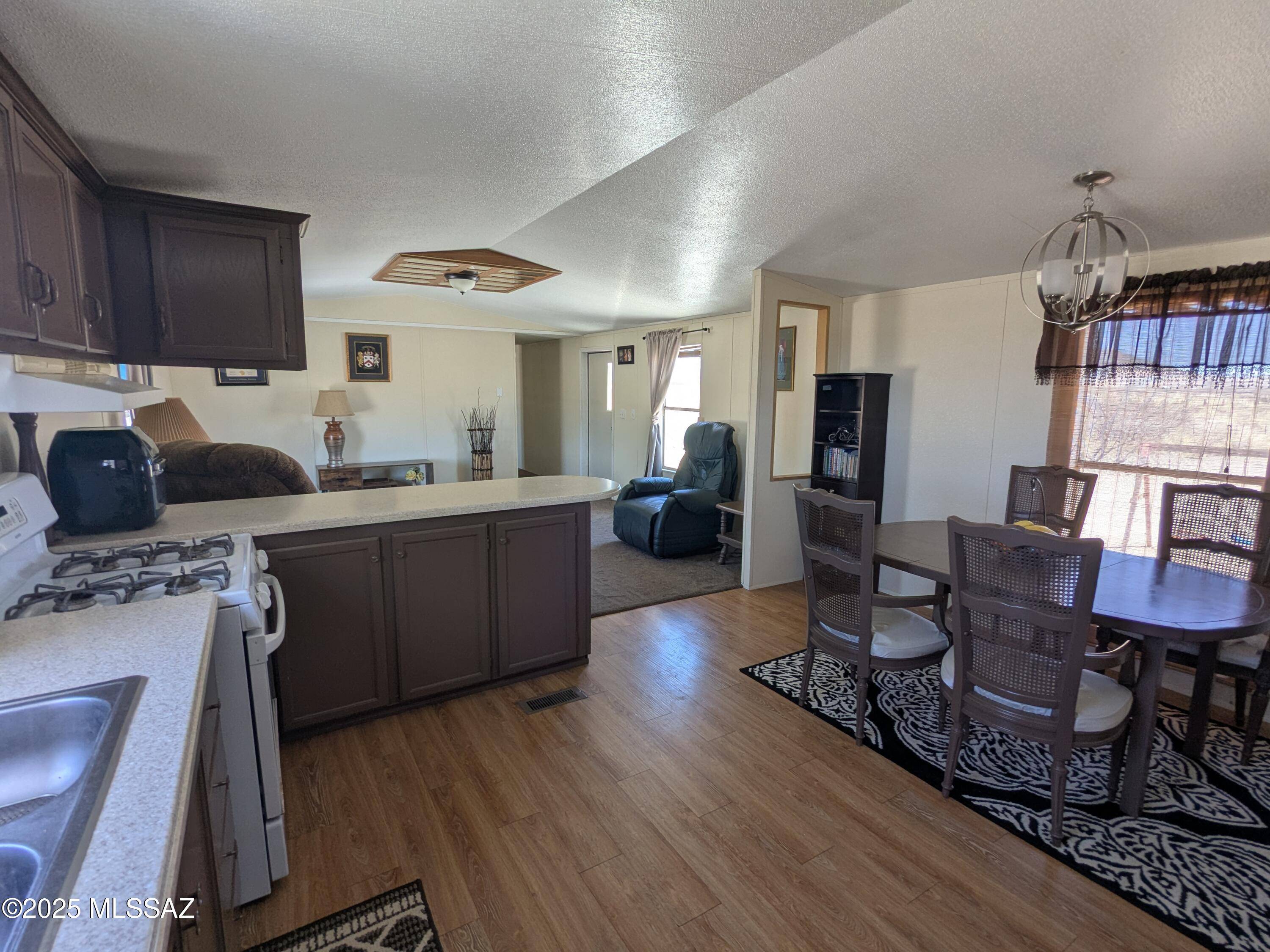 Willcox, AZ 85643,5320 N Joe Hines Road