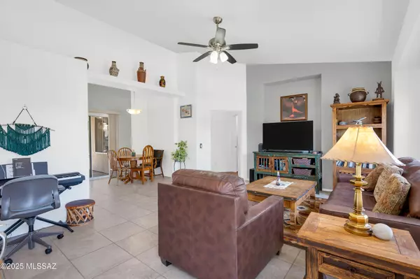 Tucson, AZ 85743,9001 N Clover Way