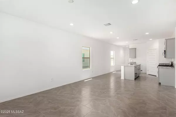 Vail, AZ 85641,12064 E Patricia Ann DriveW