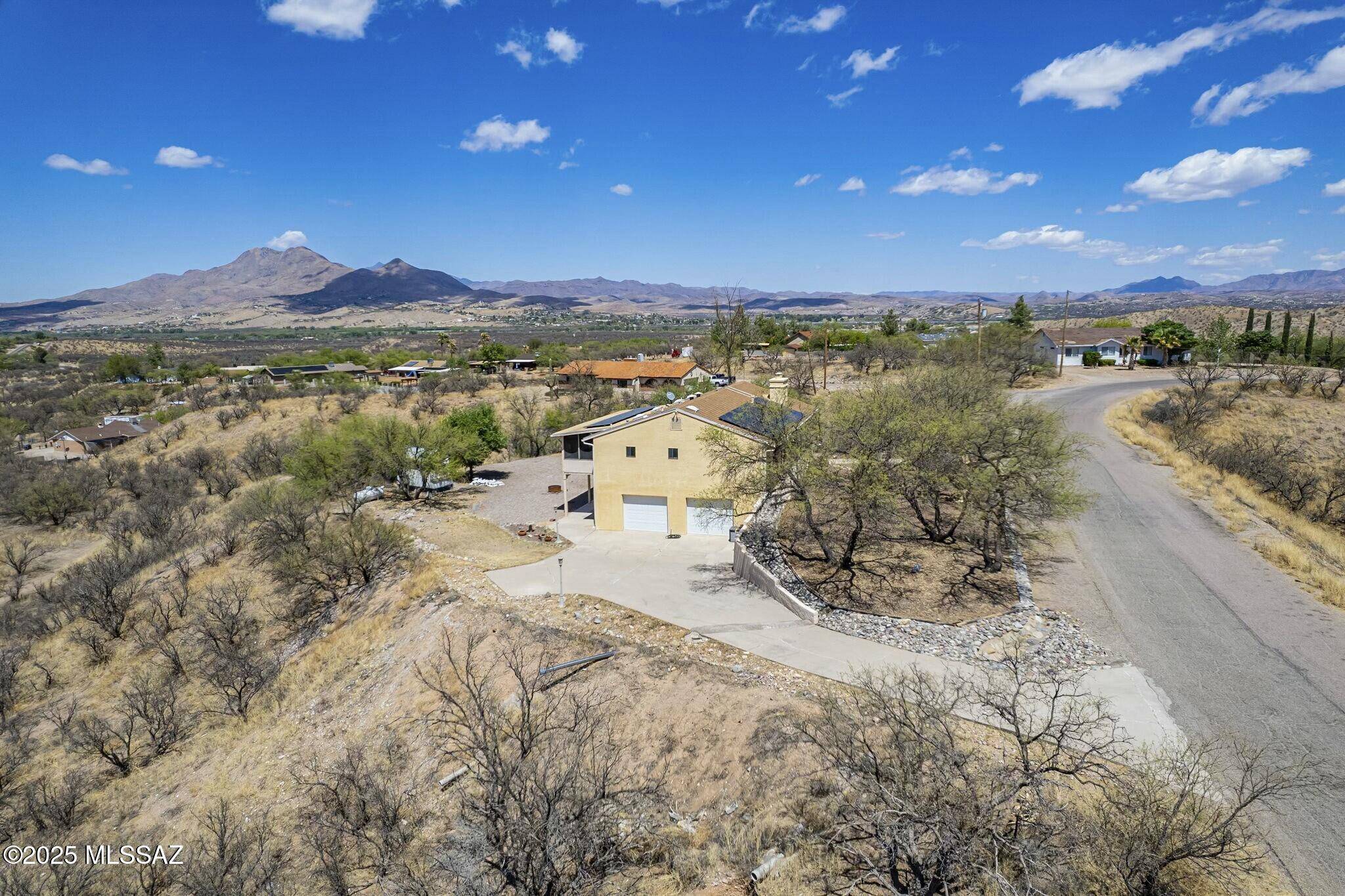 Rio Rico, AZ 85648,1033 Circulo Golondrina