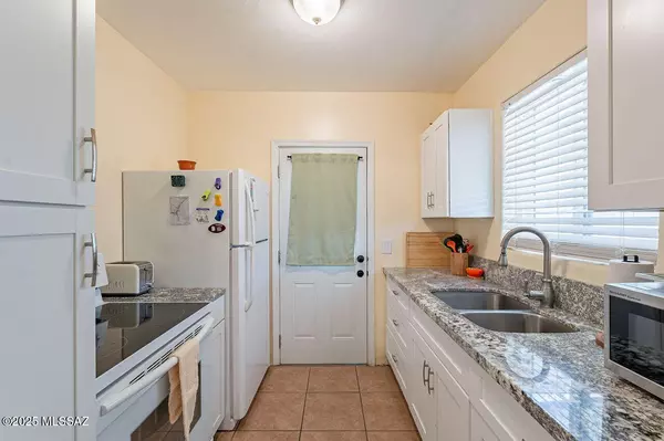 Tucson, AZ 85713,3250 E 24th Street