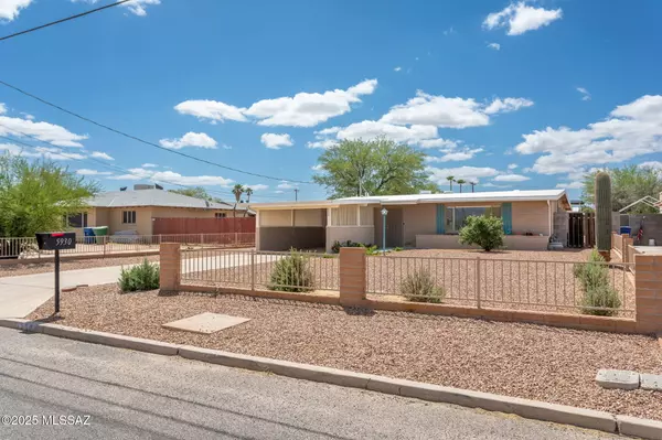 Tucson, AZ 85711,5930 E 32nd Street