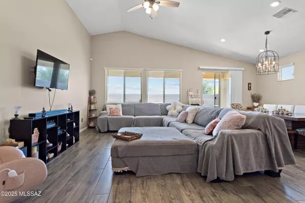 Marana, AZ 85653,11037 W Riverton Drive