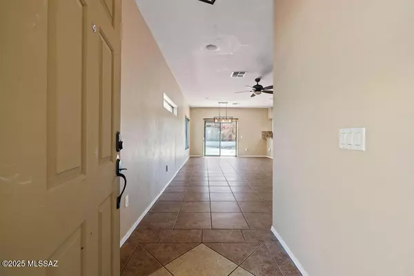Sahuarita, AZ 85629,448 E Placita Nodo