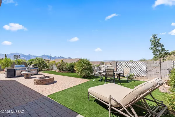 39930 S Mountain Shadow Drive, Tucson, AZ 85739