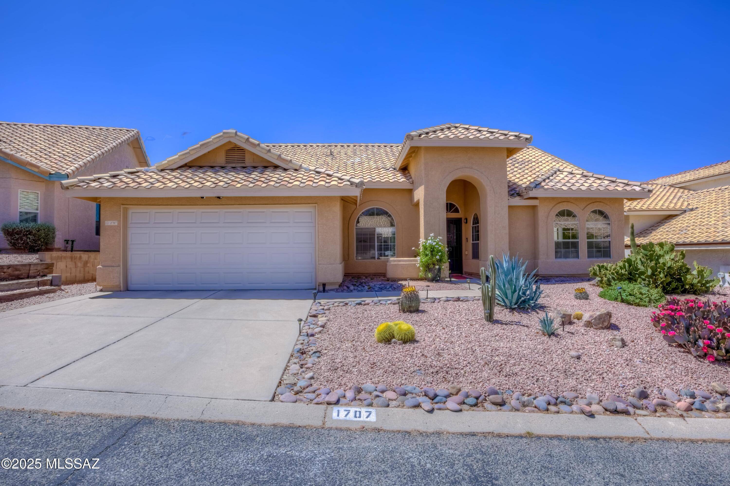Tucson, AZ 85704,1707 W Sunridge Drive
