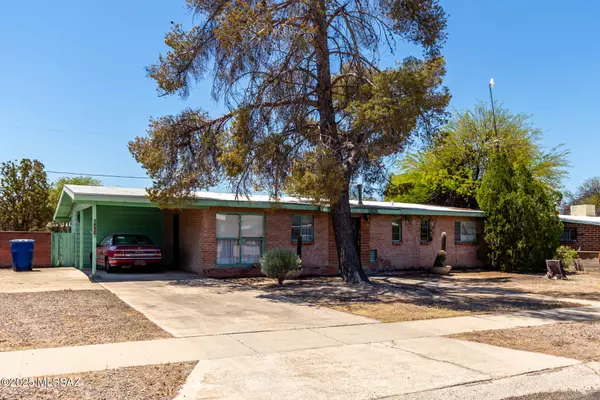 Tucson, AZ 85711,5632 E Cooper Street