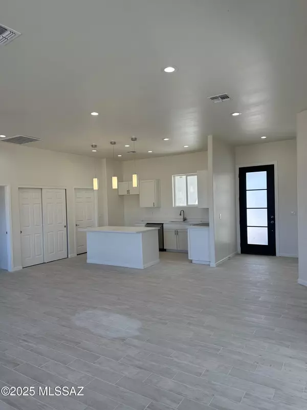 Rio Rico, AZ 85648,582 Alcanfor Court
