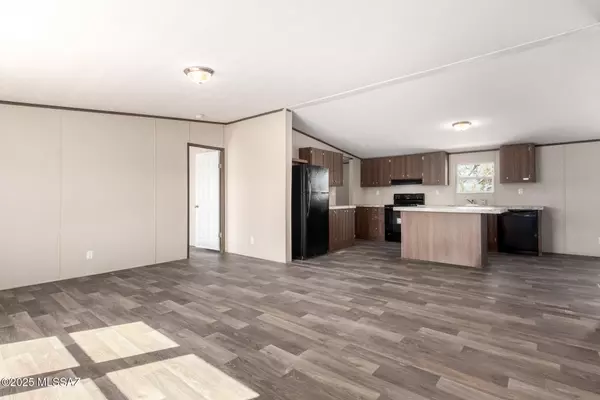 Tucson, AZ 85743,11170 W Critty Lane