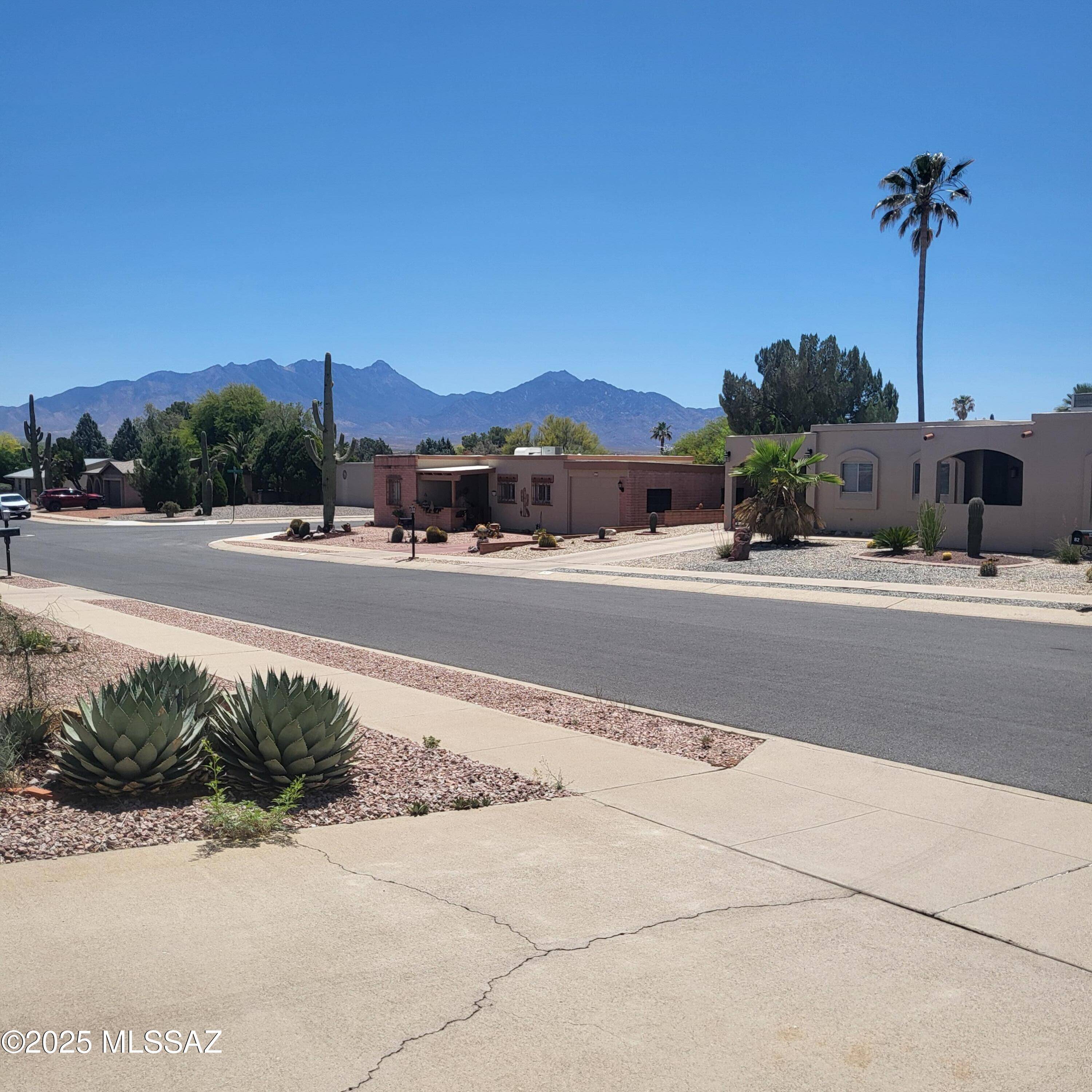 Green Valley, AZ 85614,71 E Santa Chalice Drive