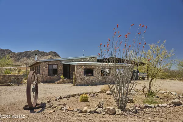 2711 S Bear Mountain Road, Portal, AZ 85632