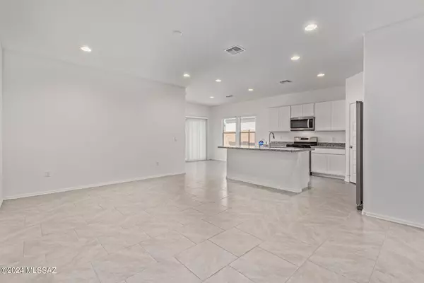 Marana, AZ 85653,12443 W Nicholas Drive
