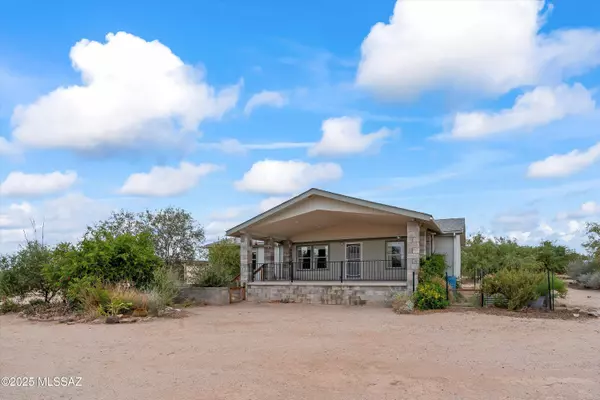 10402 S Country Club Road, Tucson, AZ 85756