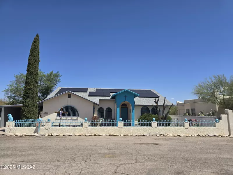 1860 W Blueberry Lane, Tucson, AZ 85745
