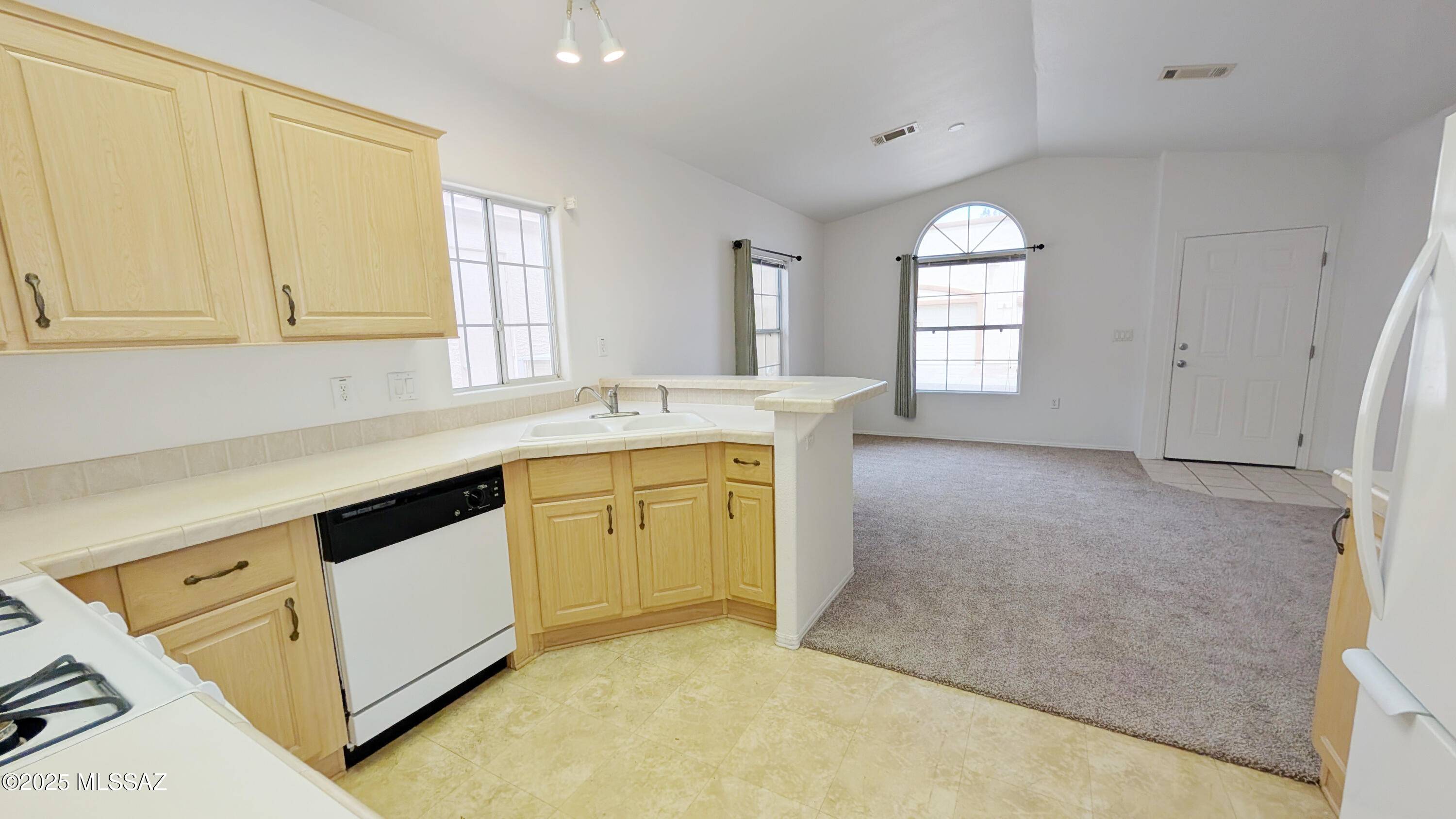 Sahuarita, AZ 85629,15835 S Via Puente Del Valle