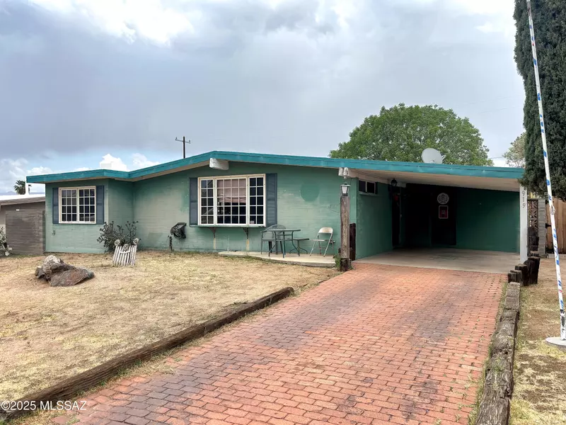 919 W 3rd Avenue, San Manuel, AZ 85631