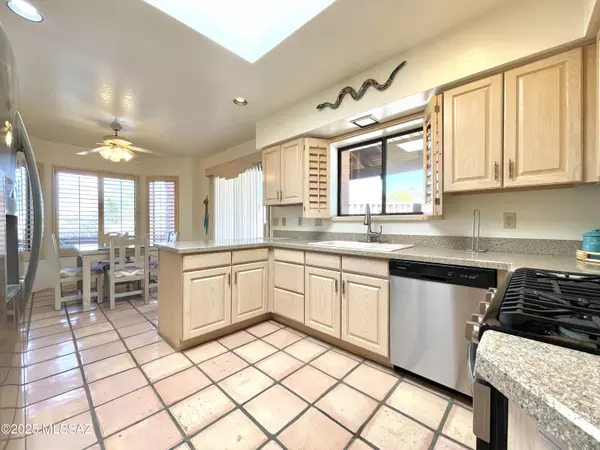 Tucson, AZ 85750,5096 N Via Velazquez