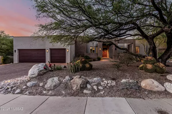 7211 E Desert Moon Loop, Tucson, AZ 85750