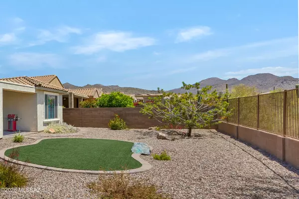 7039 W Kanab Creek Trail, Marana, AZ 85658