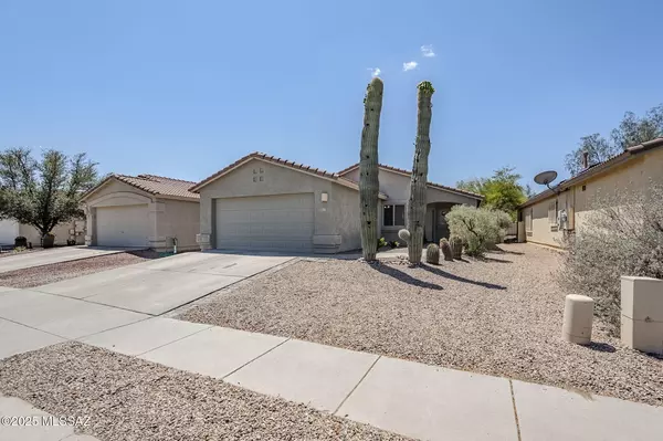 2217 W Painted Sunset Circle, Tucson, AZ 85745