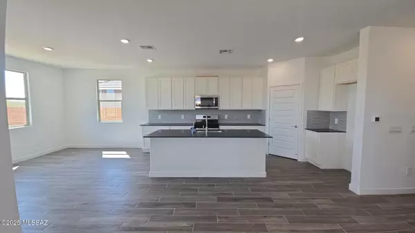 Vail, AZ 85641,14138 E Canidae DriveE