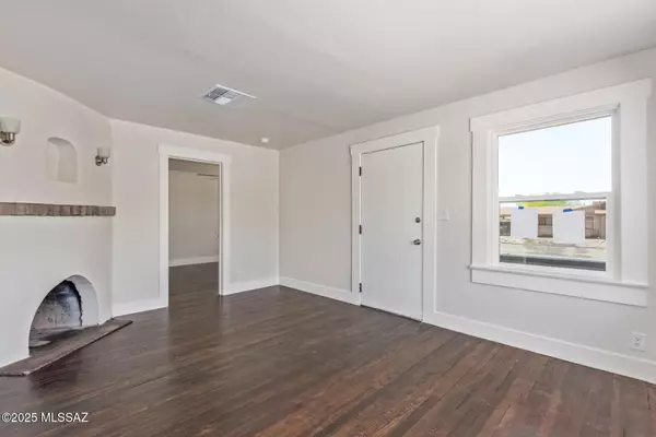 Tucson, AZ 85719,2956 N Tyndall Avenue