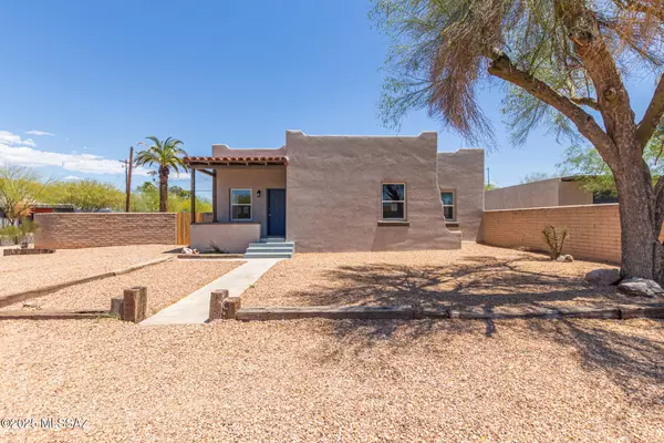 2956 N Tyndall Avenue,  Tucson,  AZ 85719