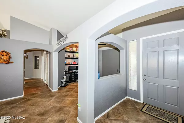 Tucson, AZ 85743,7791 W Peace Pipe Road