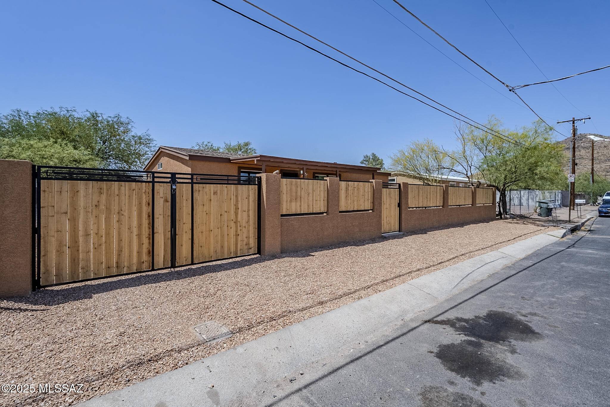Tucson, AZ 85745,865 W Green Street