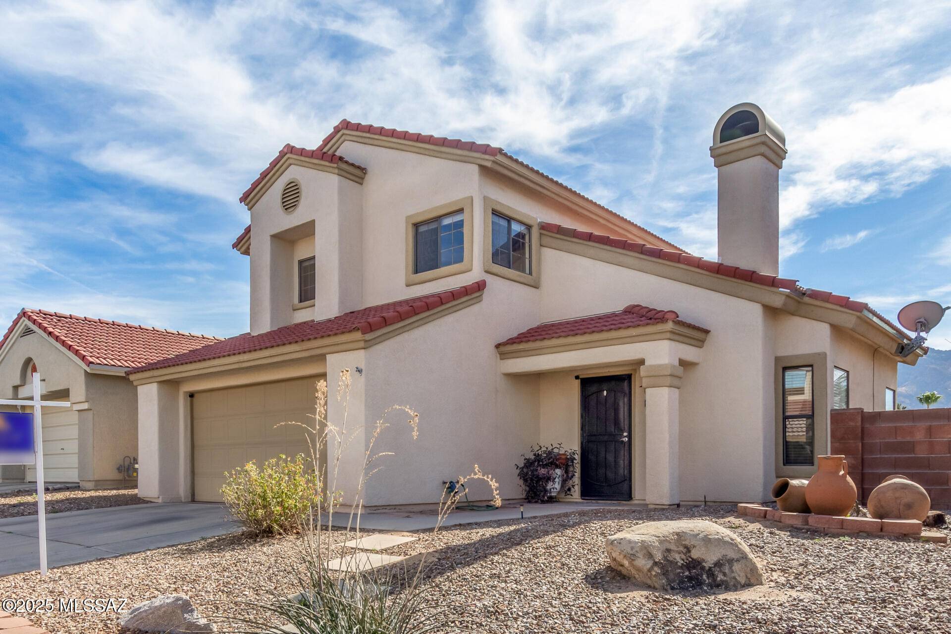 681 W Mountain Ridge Drive, Oro Valley, AZ 85737