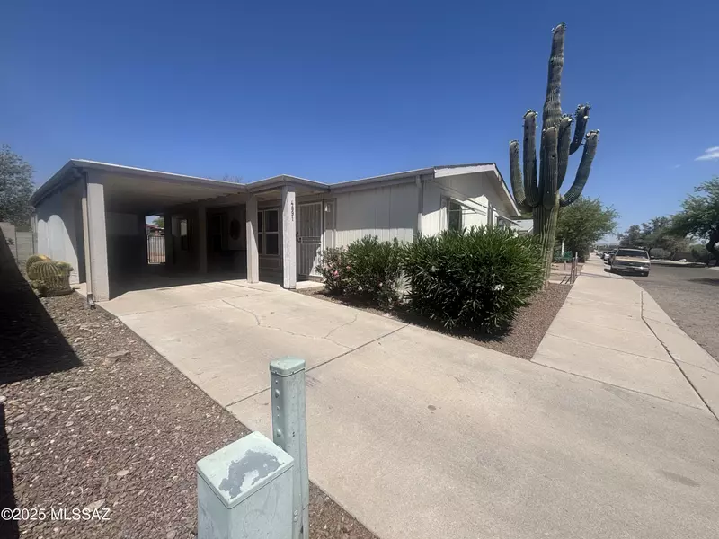 4891 N River Vista Drive, Tucson, AZ 85705