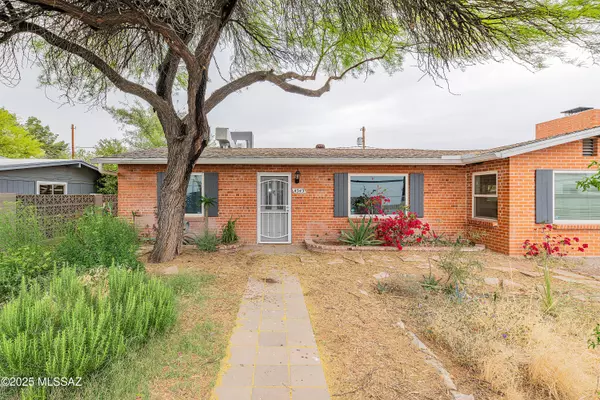 4343 E Lester Street,  Tucson,  AZ 85712