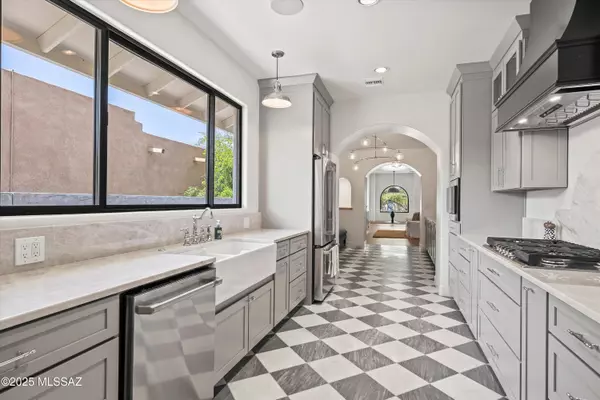 530 N Wilson Avenue, Tucson, AZ 85719
