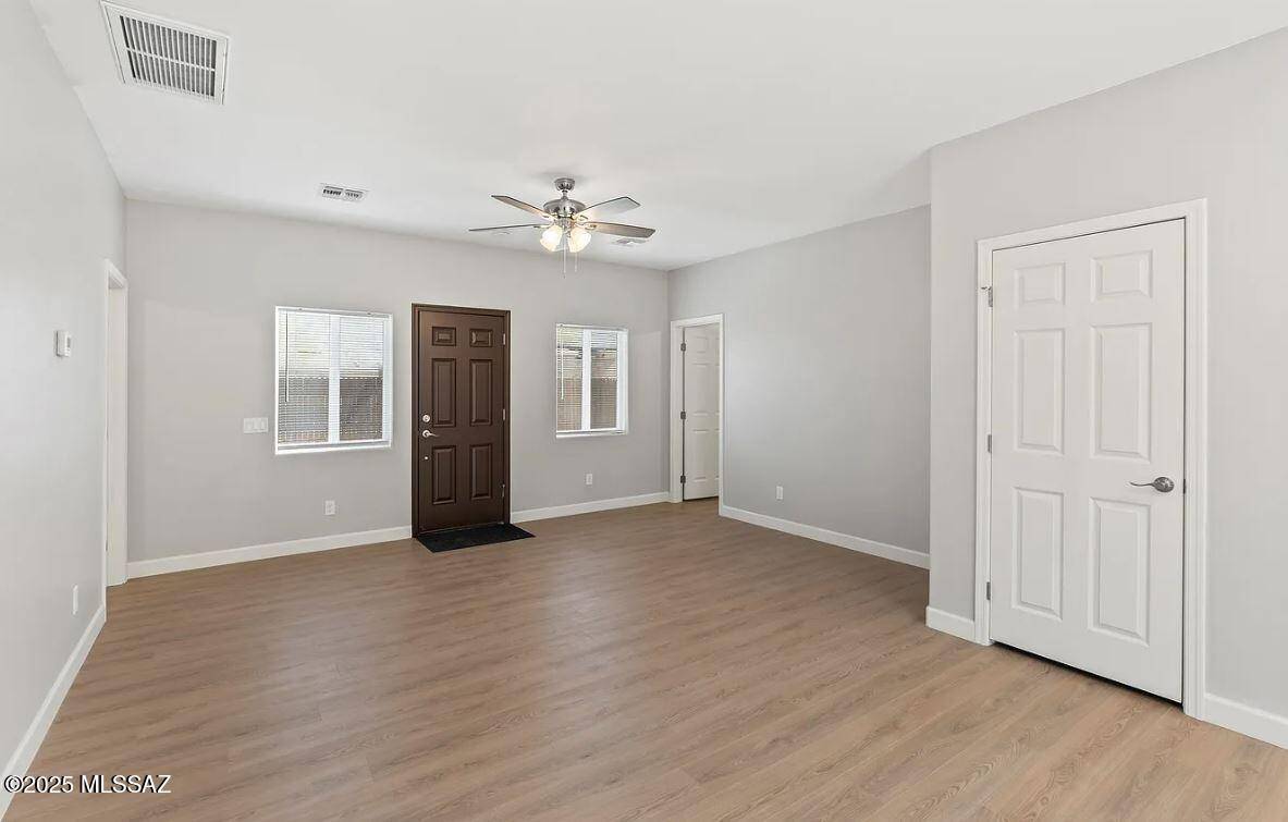 Tucson, AZ 85745,526 N Westmoreland Avenue #2
