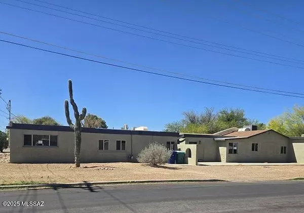 5850 E Lee Street, Tucson, AZ 85712