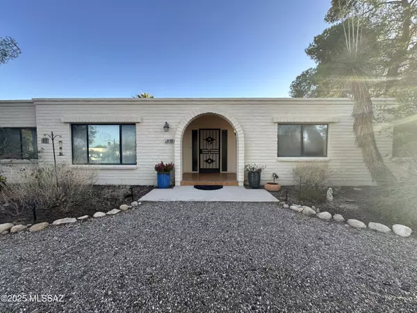 630 W Chapala Drive, Tucson, AZ 85704